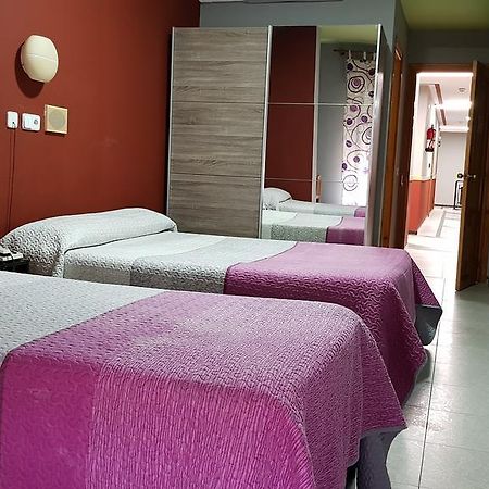 מאיירנה דל אלחראפה Hotel Lux Aljarafe מראה חיצוני תמונה