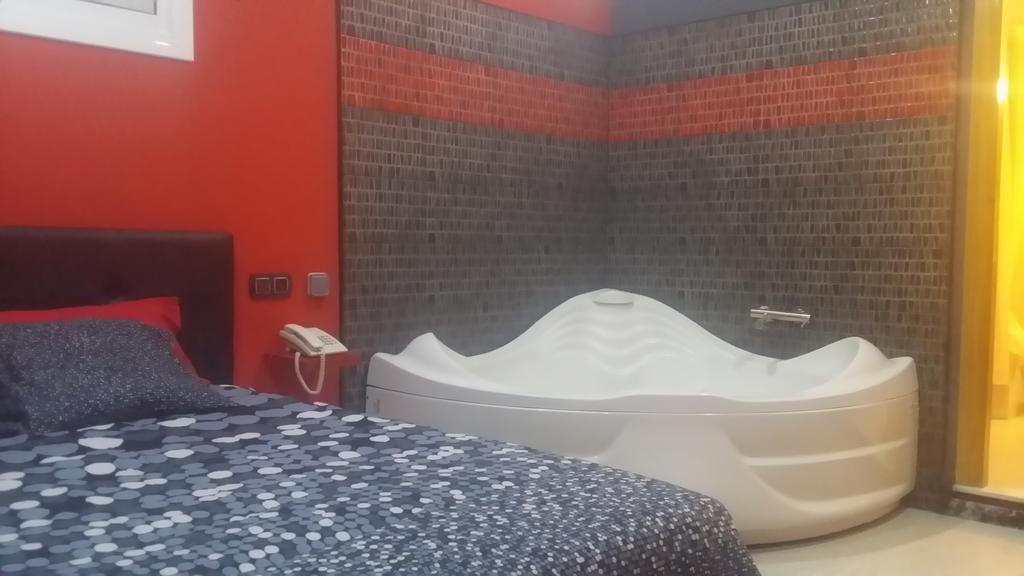 מאיירנה דל אלחראפה Hotel Lux Aljarafe חדר תמונה