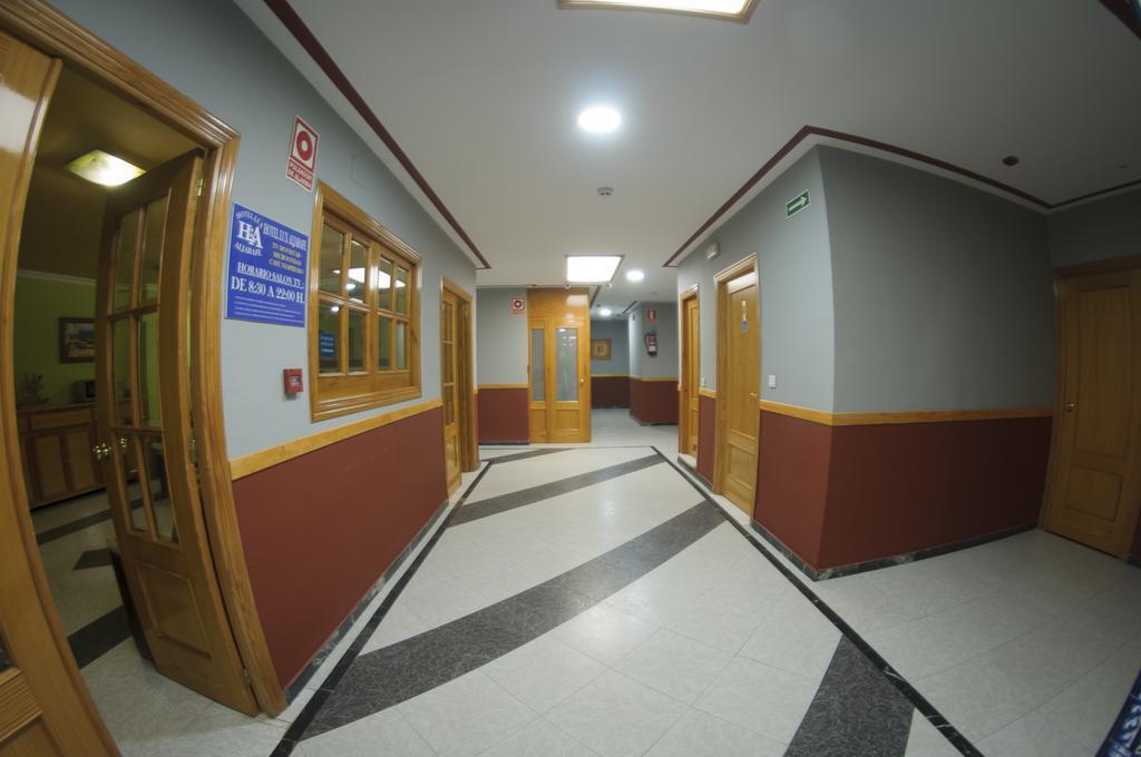 מאיירנה דל אלחראפה Hotel Lux Aljarafe מראה חיצוני תמונה