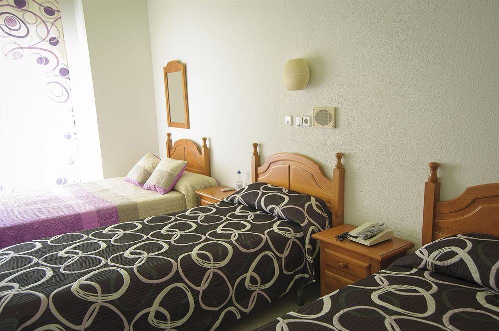 מאיירנה דל אלחראפה Hotel Lux Aljarafe מראה חיצוני תמונה