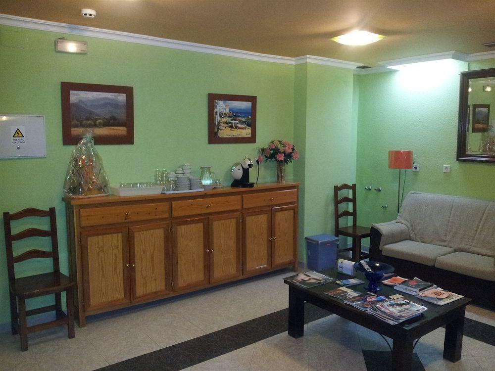 מאיירנה דל אלחראפה Hotel Lux Aljarafe מראה חיצוני תמונה