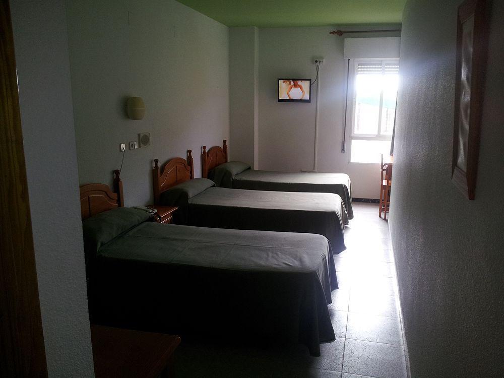 מאיירנה דל אלחראפה Hotel Lux Aljarafe מראה חיצוני תמונה