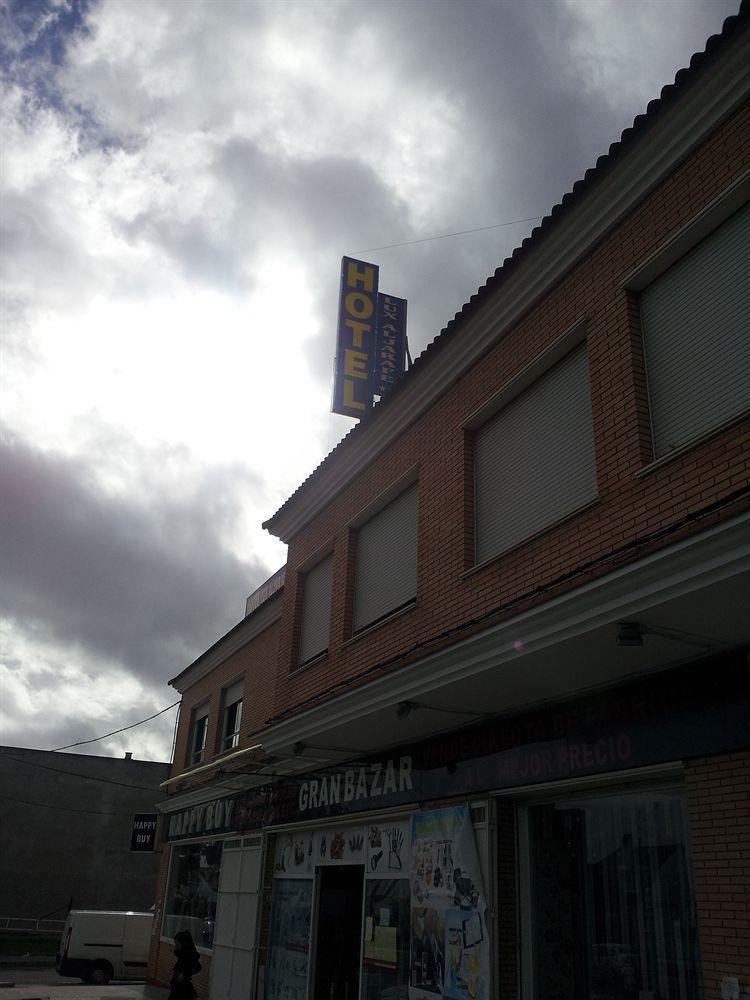 מאיירנה דל אלחראפה Hotel Lux Aljarafe מראה חיצוני תמונה
