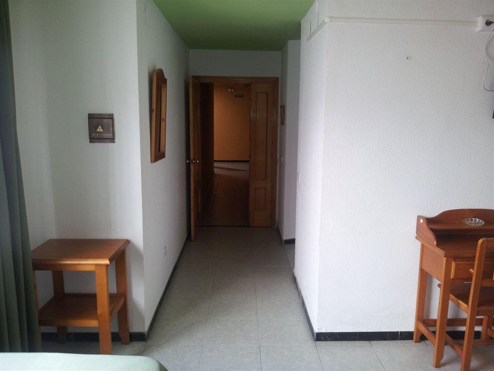 מאיירנה דל אלחראפה Hotel Lux Aljarafe מראה חיצוני תמונה