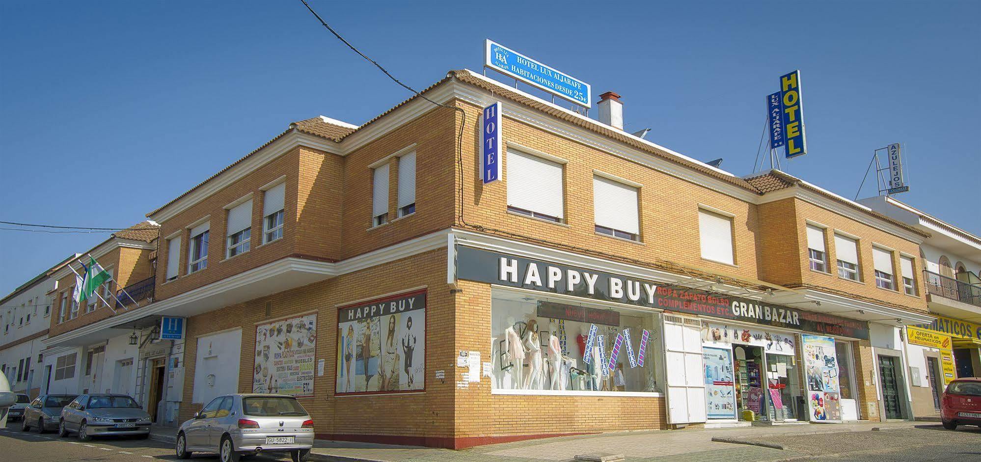 מאיירנה דל אלחראפה Hotel Lux Aljarafe מראה חיצוני תמונה